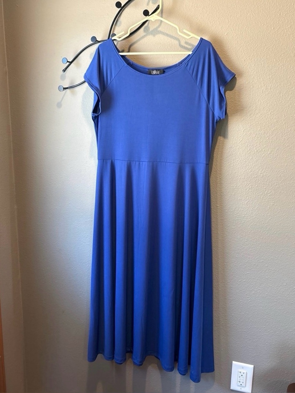 Lbisse Royal Blue Scoop-Neck midi Dress NWT